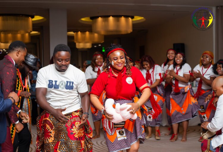 Standing with Migrants to Celebrate Culture photo 16